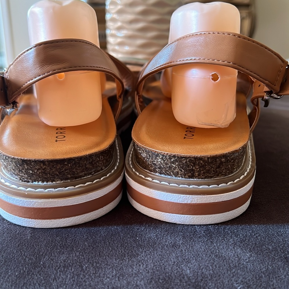 Torrid Crossover Platform Sandals - image 3